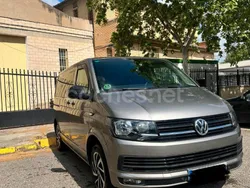Beige Usado 2018 VW Multivan Monovolumen | 24.000 €