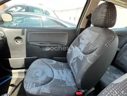 Gris / plata Usado 2004 Citroën C2 Utilitario | 3650 € (Precio justo)