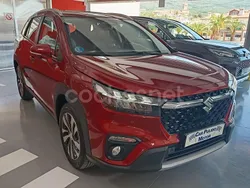 Rojo Usado 2024 Suzuki SX4 S-Cross SUV | 26.400 € (Precio justo)