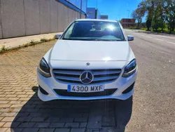Blanco Usado 2018 Mercedes B220 Monovolumen | 13.500 €