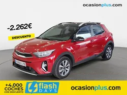 Rojo Usado 2022 Kia Stonic SUV | 19.200 € (Precio justo)