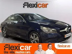 Azul Usado 2017 Mercedes CLA200 Berlina | 22.490 € (Buen precio)