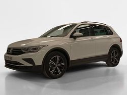Blanco Usado 2023 VW Tiguan Life SUV | 31.990 € (Precio justo)