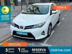 Blanco Usado 2013 Toyota Auris Live Berlina | 6490 € (Un poco caro)