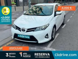 Blanco Usado 2013 Toyota Auris Live Berlina | 6190 € (Un poco caro)