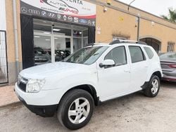 Blanco Usado 2011 Dacia Duster Lauréate SUV | 6500 € (Precio justo)