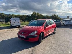 Rojo Usado 2002 Peugeot 307 Berlina | 500 €
