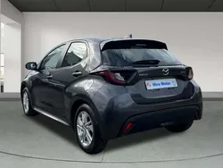 Gris Usado 2025 Mazda 2 Center-Line Utilitario | 21.818 € (Precio justo)