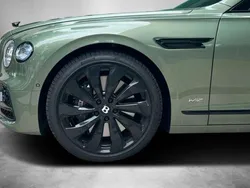 Verde Usado 2022 Bentley Flying Spur Berlina | 287.000 €