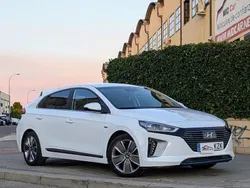 Blanco Usado 2019 Hyundai Ioniq Berlina | 15.950 € (Precio justo)