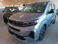 Gris Nuevo 2025 Opel Combo S Monovolumen | 31.500 € (Caro)