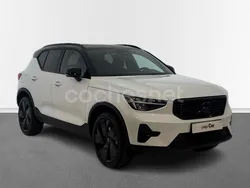Blanco Nuevo 2025 Volvo XC40 Plus SUV | 45.700 € (Caro)