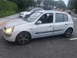 Gris / plata Usado 2007 Renault Clio II Authentique Berlina | 2500 € (Buen precio)