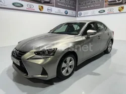 Lexus IS300h