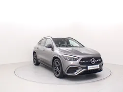 Gris / plata Usado 2024 Mercedes GLA200 SUV | 43.990 € (Un poco caro)