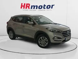 Gris Usado 2017 Hyundai Tucson SUV | 14.750 € (Precio justo)