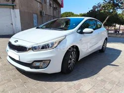 Blanco Usado 2013 Kia ProCeed Utilitario | 9500 € (Un poco caro)