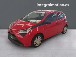 Rojo Usado 2022 Toyota Aygo X-play Utilitario | 12.500 € (Precio justo)