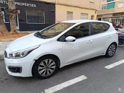 Blanco Usado 2018 Kia Ceed GT Berlina | 4700 €