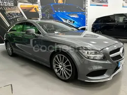Gris / plata Usado 2017 Mercedes CLS350 Shooting Brake Familiar | 23.999 €