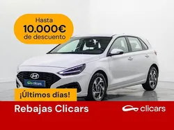 Blanco Usado 2024 Hyundai i30 Berlina | 20.990 € (Precio justo)