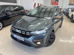 Verde Usado 2024 Dacia Sandero Extreme Utilitario | 18.399 € (Caro)