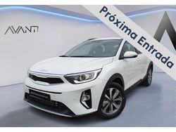 Blanco Usado 2025 Kia Stonic SUV | 20.490 € (Precio justo)