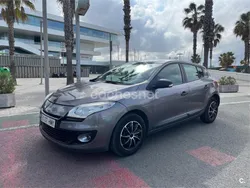 Gris / plata Usado 2012 Renault Mégane III Authentique Berlina | 5300 € (Super precio)