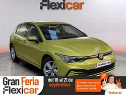 Amarillo Usado 2022 VW Golf VIII Life Berlina | 22.490 € (Precio justo)
