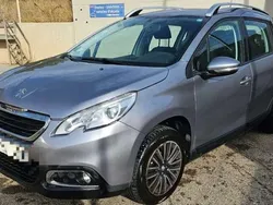 Gris Usado 2015 Peugeot 2008 Allure SUV | 7000 € (Precio justo)