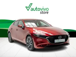 Rojo Usado 2023 Mazda 3 Exclusive-Line Berlina | 26.000 € (Precio justo)