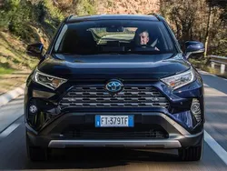 Blanco Usado 2021 Toyota RAV4 Hybrid Advance SUV | 28.499 € (Buen precio)