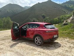 Rojo Usado 2024 Alfa Romeo Tonale Edizione Speciale SUV | 35.000 € (Precio justo)