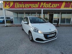 Blanco Usado 2019 Peugeot 208 Active Utilitario | 9490 € (Precio justo)
