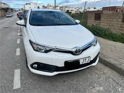 Blanco Usado 2016 Toyota Auris Active Berlina | 7950 € (Precio justo)