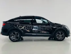 Negro Usado 2023 Renault Arkana RS Line SUV | 24.499 € (Precio justo)