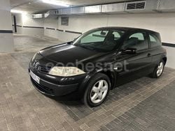 Negro Usado 2007 Renault Mégane II Dynamique Berlina | 2950 € (Precio justo)