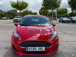 Rojo Usado 2014 Ford Fiesta Trend Utilitario | 5900 € (Precio justo)