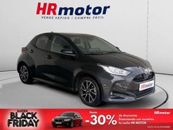 Negro Usado 2023 Toyota Yaris Design Utilitario | 17.610 € (Buen precio)