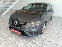 Gris / plata Usado 2017 Renault Mégane IV Business Berlina | 11.900 € (Precio justo)