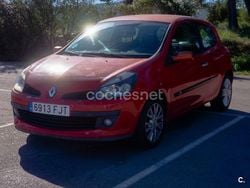 Rojo Usado 2006 Renault Clio II Dynamique Berlina | 3200 € (Buen precio)