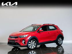 Rojo Usado 2025 Kia Stonic SUV | 20.490 € (Un poco caro)