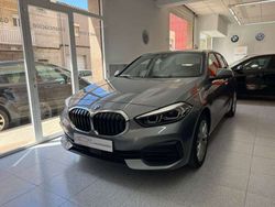 Gris / plata Usado 2021 BMW 118 Sport Line Utilitario | 21.900 € (Precio justo)