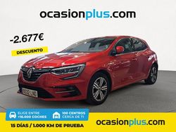 Rojo Usado 2021 Renault Mégane IV Zen Berlina | 18.450 € (Un poco caro)