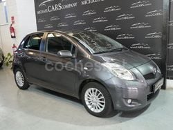 Gris / plata Usado 2009 Toyota Yaris Sol Berlina | 8900 € (Caro)