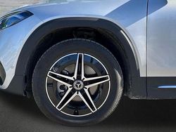 Gris Usado 2024 Mercedes EQB250+ SUV | 40.900 €