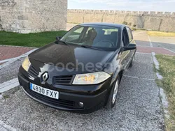 Negro Usado 2007 Renault Mégane II Dynamique Berlina | 2500 € (Precio justo)
