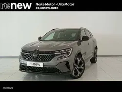 Gris / plata Usado 2024 Renault Austral Iconic Esprit Alpine SUV | 38.500 € (Caro)