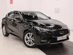 Negro Usado 2018 Infiniti Q30 Premium Utilitario | 17.999 € (Precio justo)