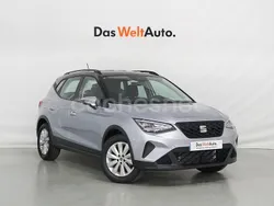 Gris plata Usado 2024 Seat Arona Style SUV | 18.390 € (Precio justo)